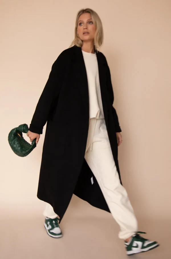 RESA Tops | Ryder Coat In Black